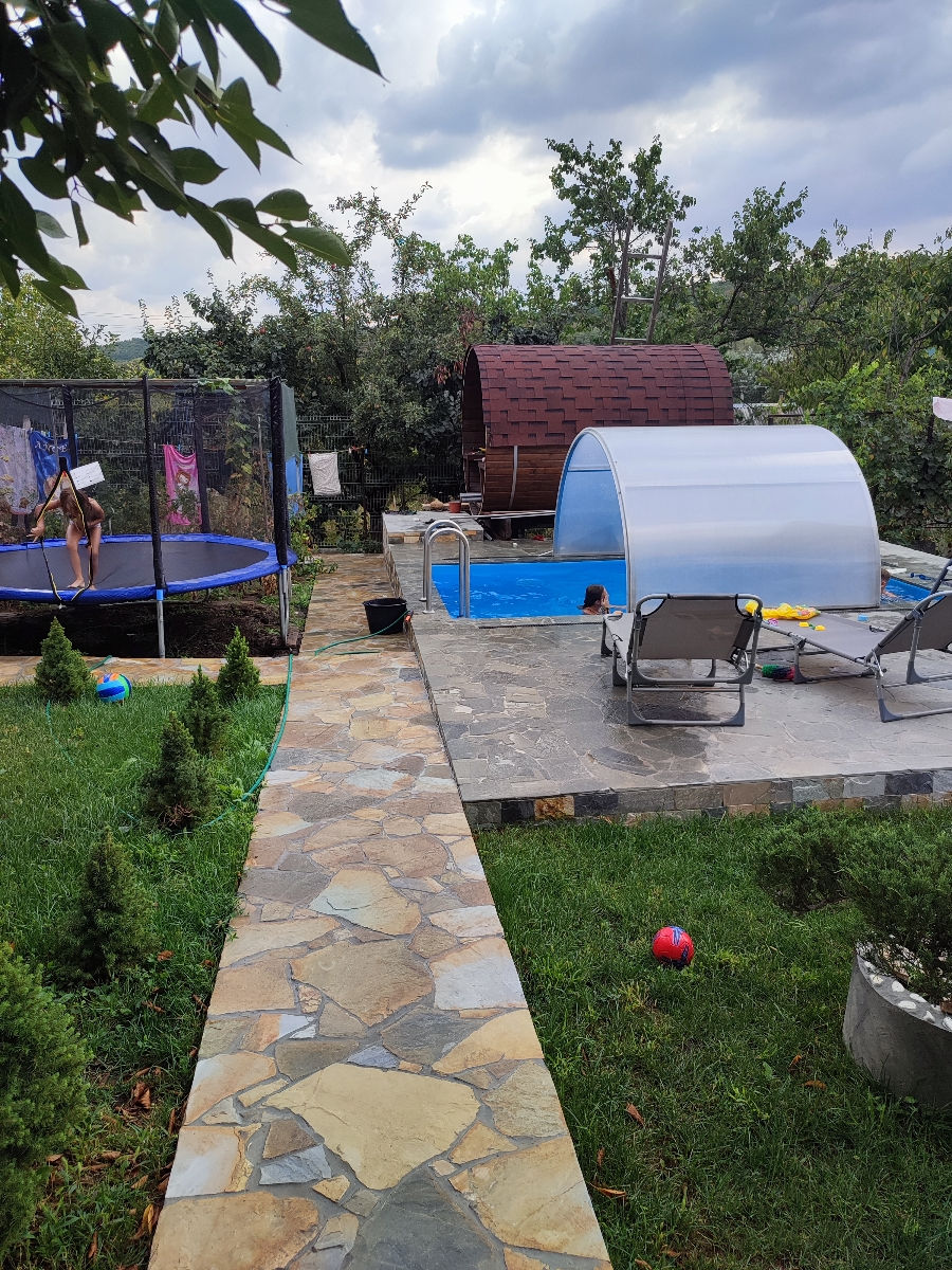 Piscină